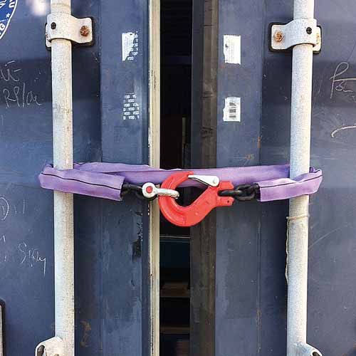 SISTEMA DE RETENCIÓ PER A OBERTURA DE PORTES CONTENIDOR